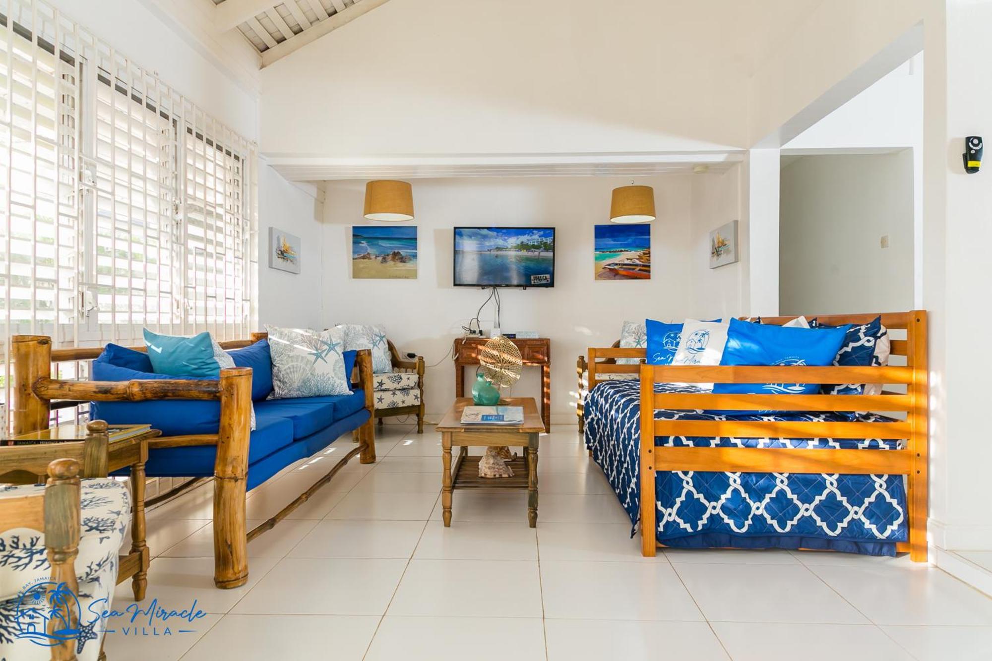 Sea Miracle Villa/Beach Cottage Silver Sands Exterior photo