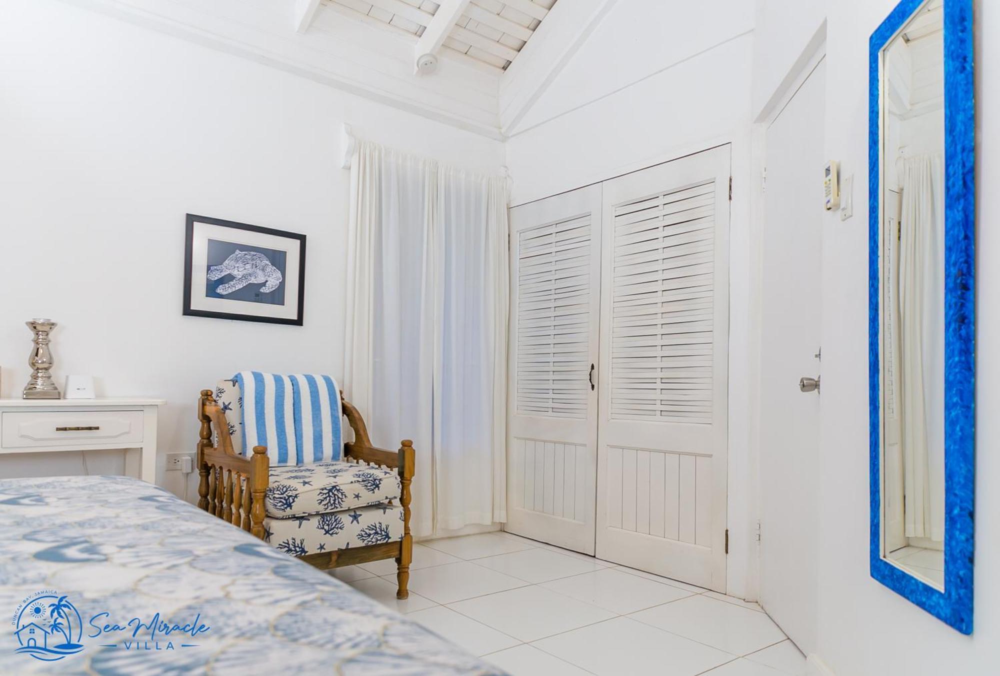 Sea Miracle Villa/Beach Cottage Silver Sands Exterior photo